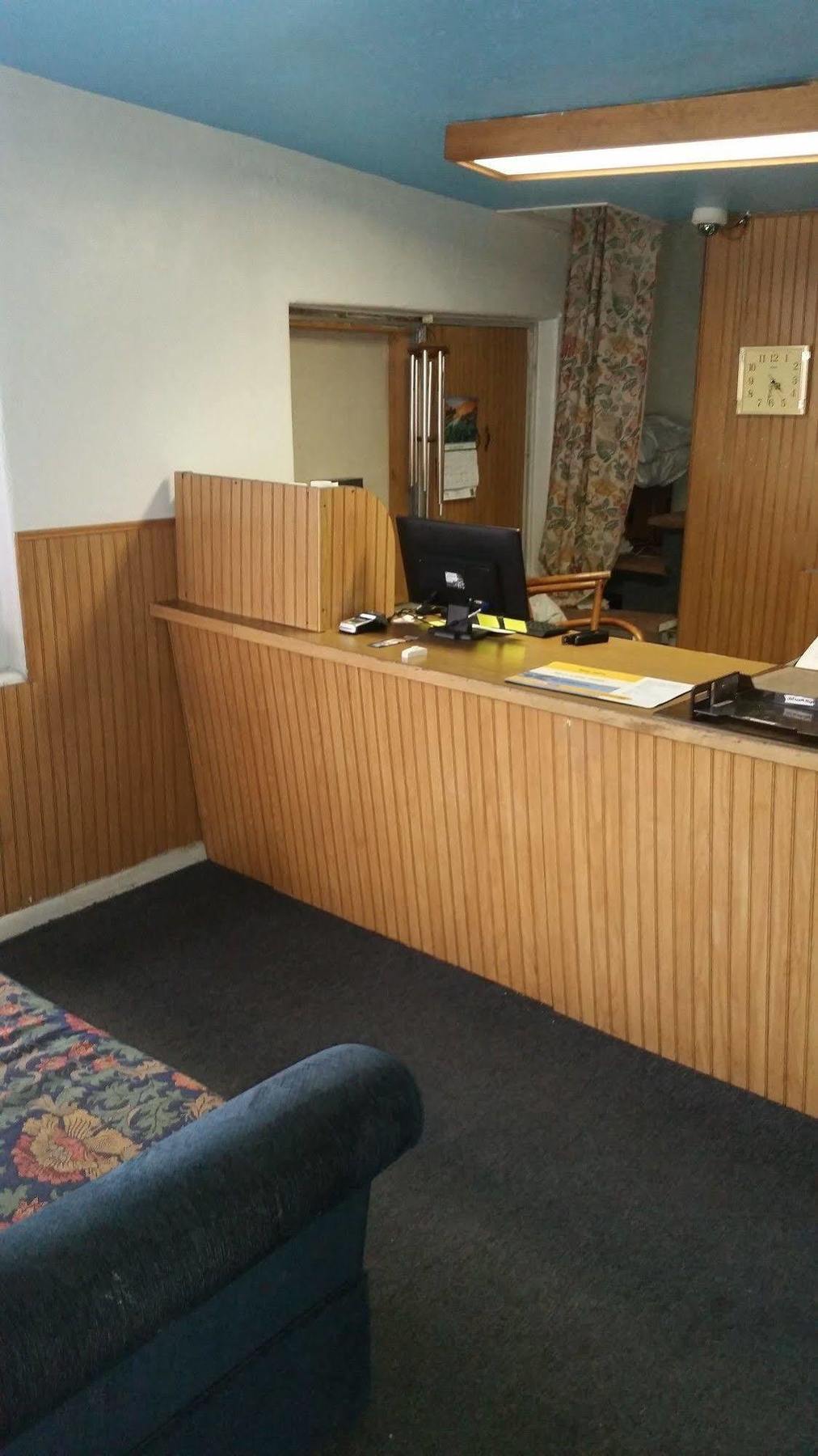 Travel Motel